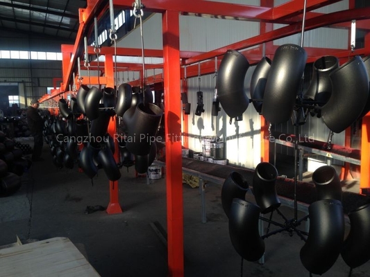 ASTM A234 WPB فولاد کربنی اتصالات لوله جوش داده شده Sch 40 Sch 80 90 درجه مشکی