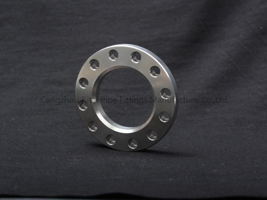 فلنج صفحه فولادی 6 اینچی PN6 ASME Forging Din A105 5K 10K مشکی
